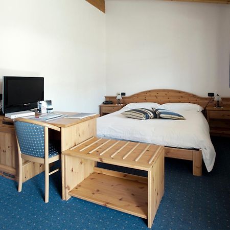 Sport Hotel Alpina Мадезимо Экстерьер фото